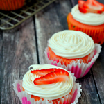 Strawberry Prosecco Cupcakes - TBT