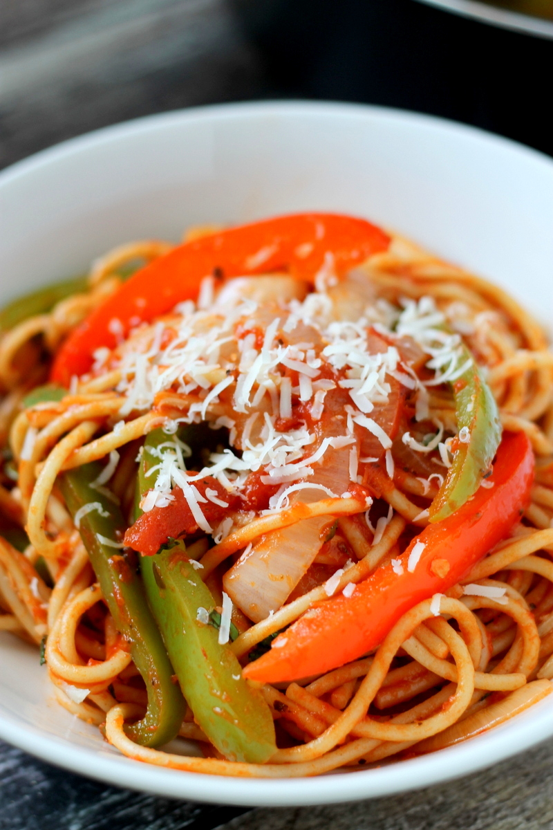Spaghetti with Peppers and Onions