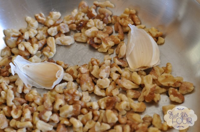 Toasted Walnuts and Garlic_wm
