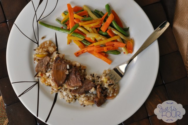 Meal on Plate Top View_wm