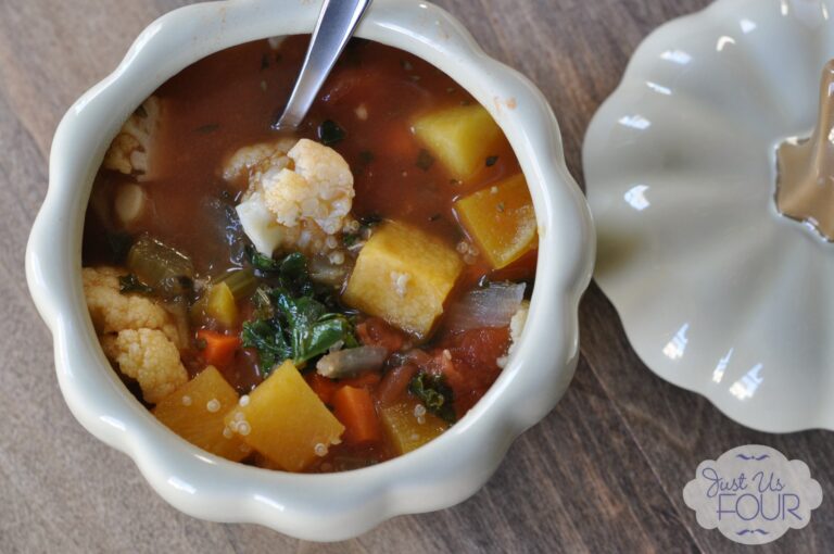 Vegetable Quinoa Soup: Progressive Thanksgiving Dinner