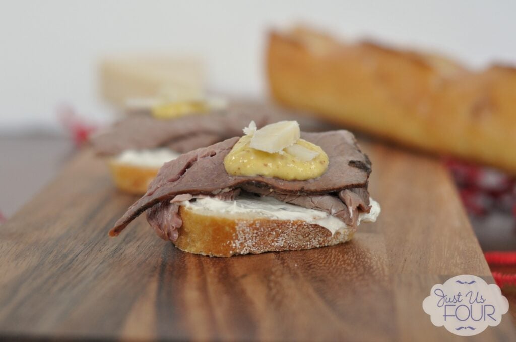 Roast Beef Crostini Recipe
