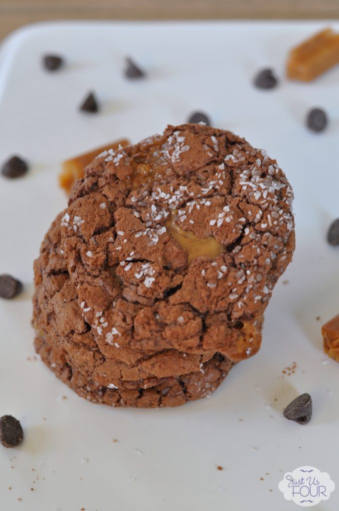 Chocolate Salted Caramel Cookies #recipes #desserts #cookies