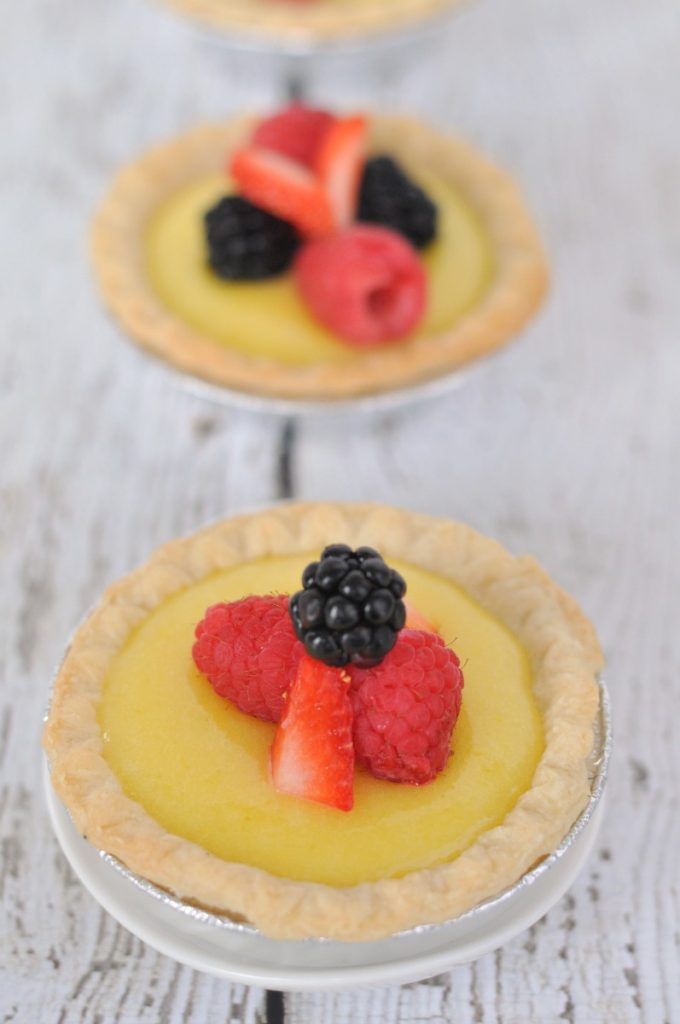 These tartlets look so delicious and refreshing. Adding ginger is a great idea.