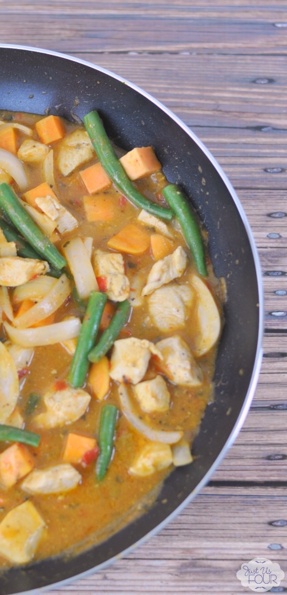 One pan and 15 minutes is all you need for a delicious chicken and vegetable coconut curry
