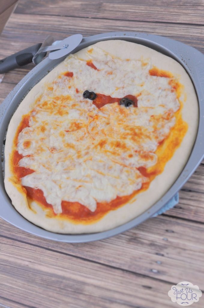 Homemade Pizza in 20 minutes!
