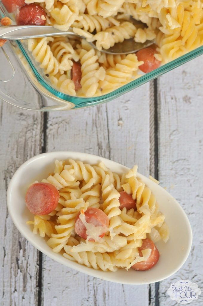 White Cheddar Pasta with Hot Dogs