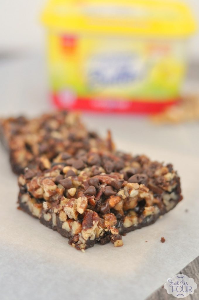 I love combining chocolate with nuts like this recipe for chocolate maple pecan bars does!