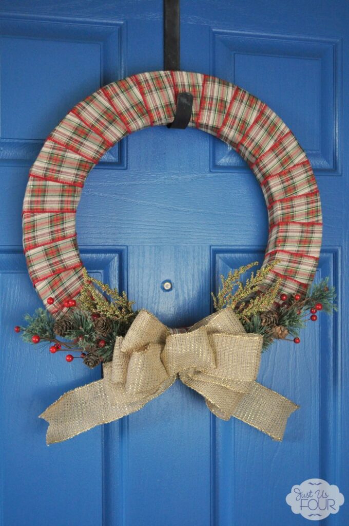 Easy plaid and burlap Christmas wreath
