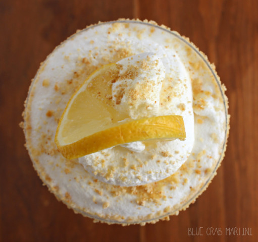 Easy Lemon Meringue Martini- sinfully sweet with a pop of lemony tartness! #limoncello #lemon #martini | Blue Crab Martini