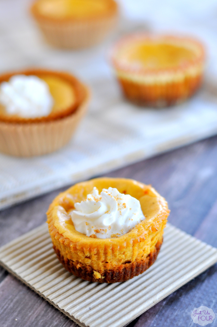 These mini pumpkin cheesecakes are the perfect dessert for fall, Thanksgiving or any time!