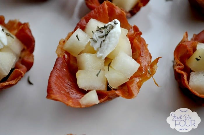 prosciutto-cups-with-goat-cheese