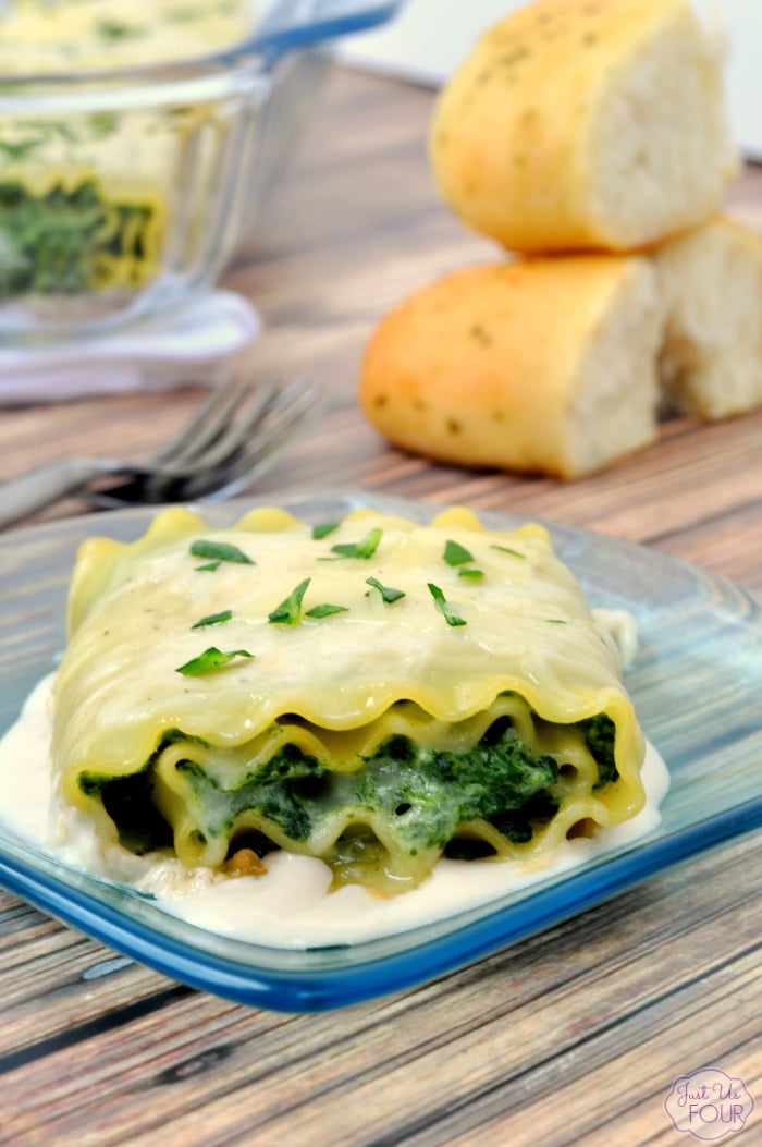 Spinach artichoke lasagna rolls are the perfect alternative to a regular ole lasagna dinner.