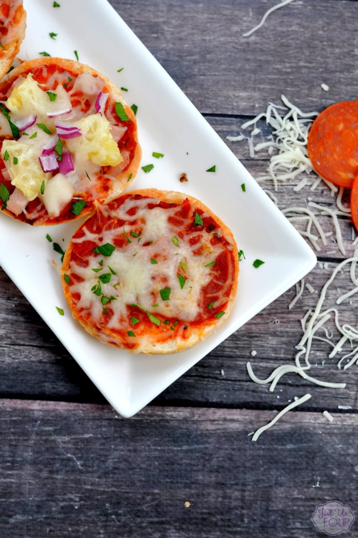 Easy Freezer Friendly Pizza Bagels