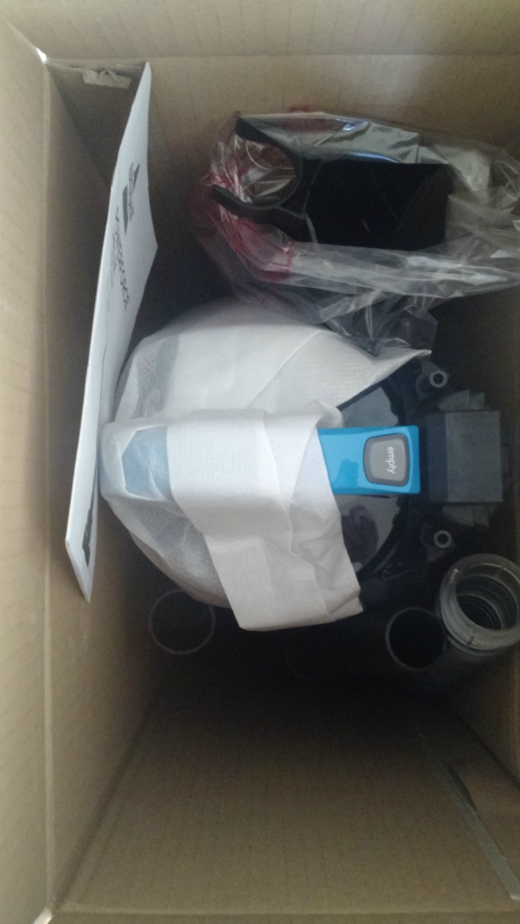 Bissell-in-box-2