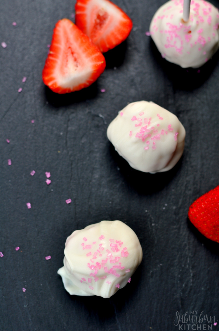 Strawberry Prosecco Cake Pops