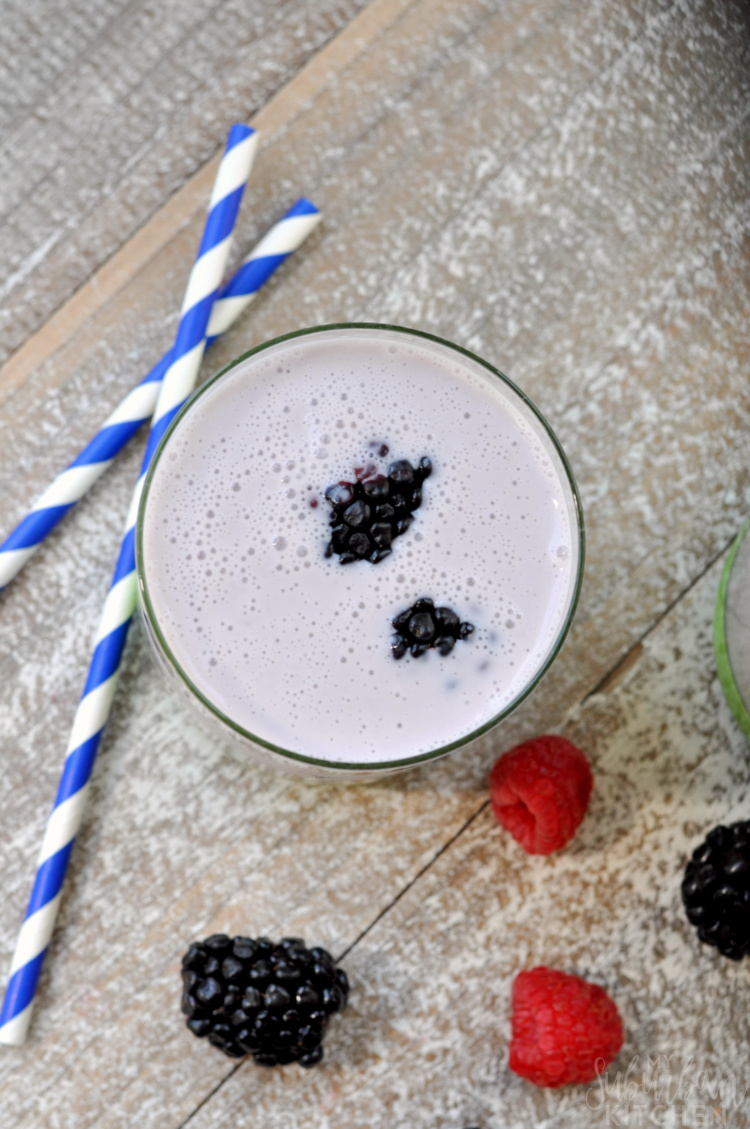Mixed Berry Basil Smoothie