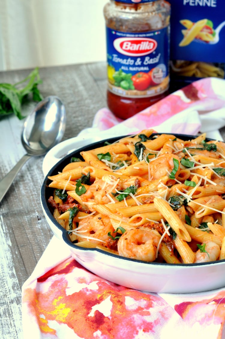 15 Minute Tomato Basil Mozzarella Pasta